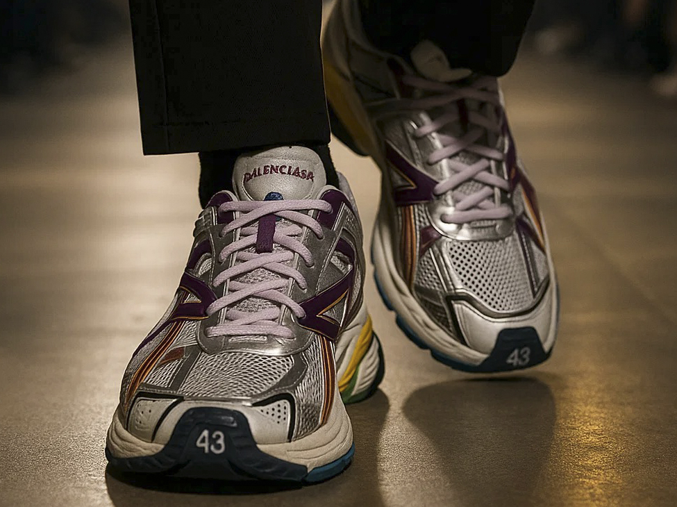 Кроссовки в стиле Чанки: массивные Balenciaga Runner