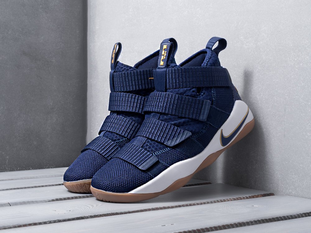 nike lebron soldier 11