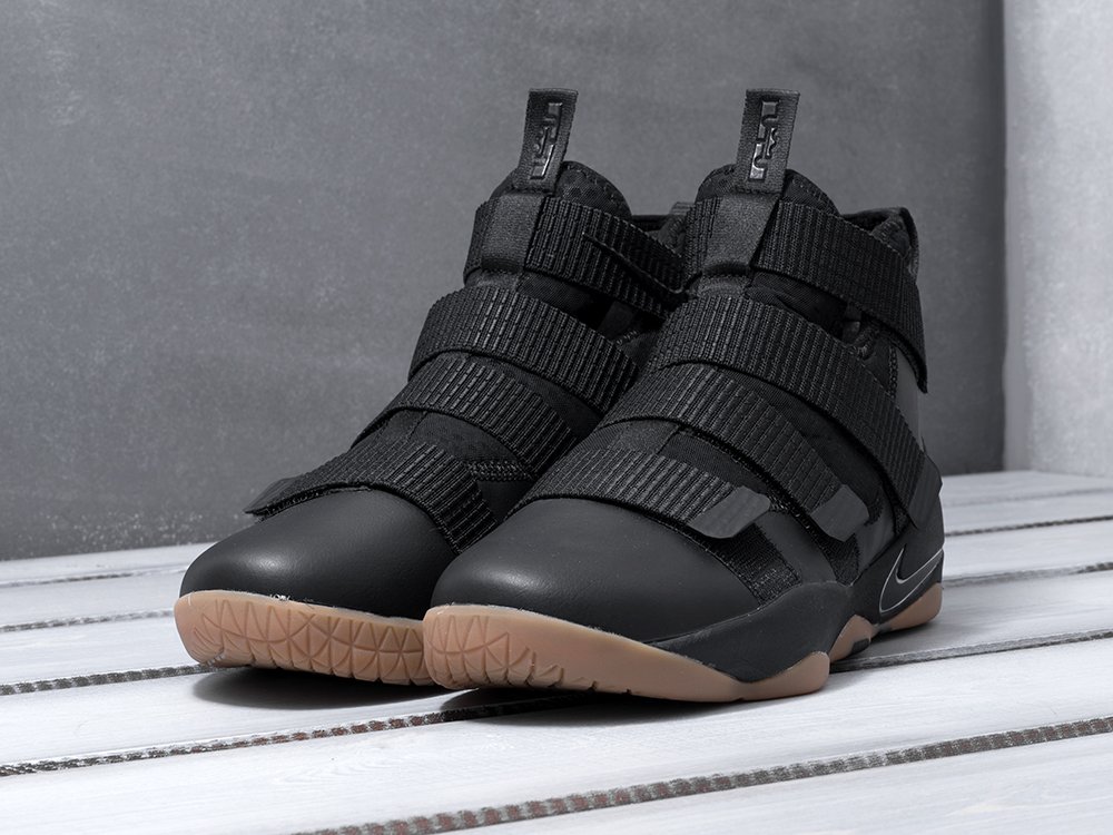 soldier 11