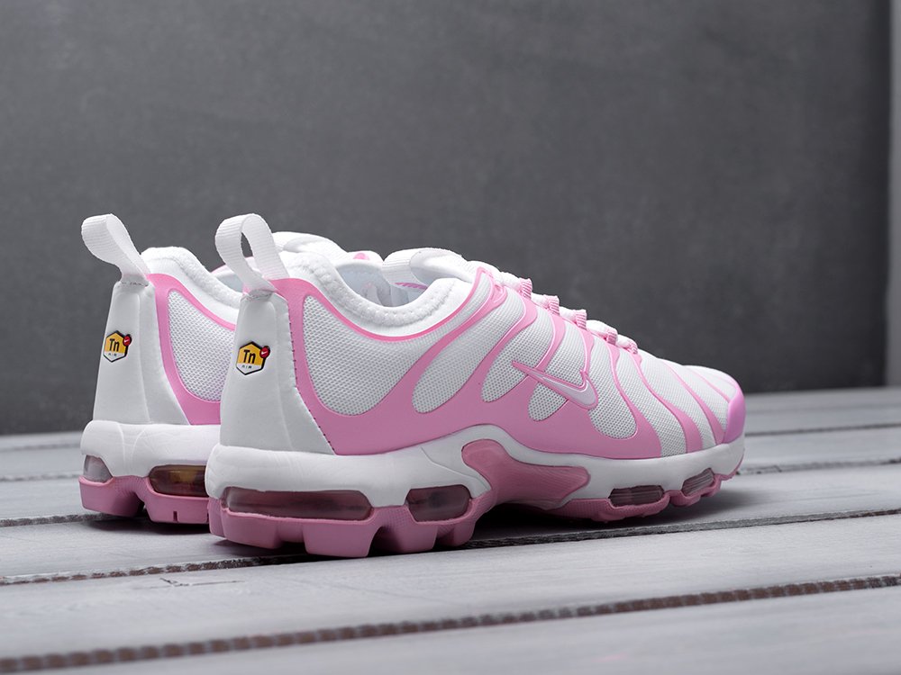 white air max plus tn