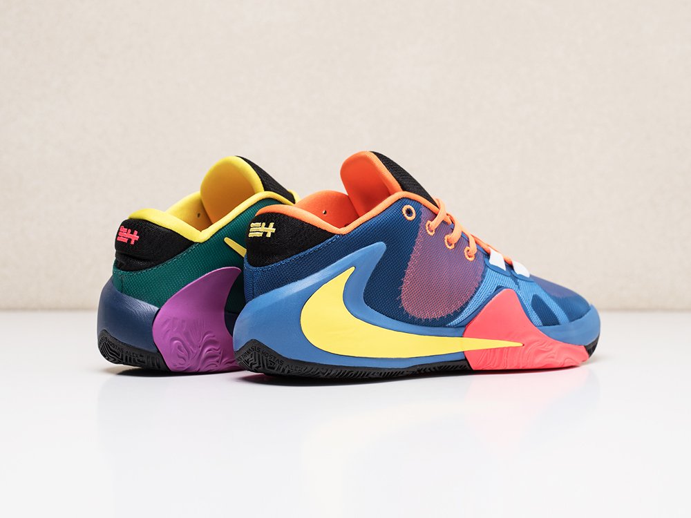 zoom freak 1 nike