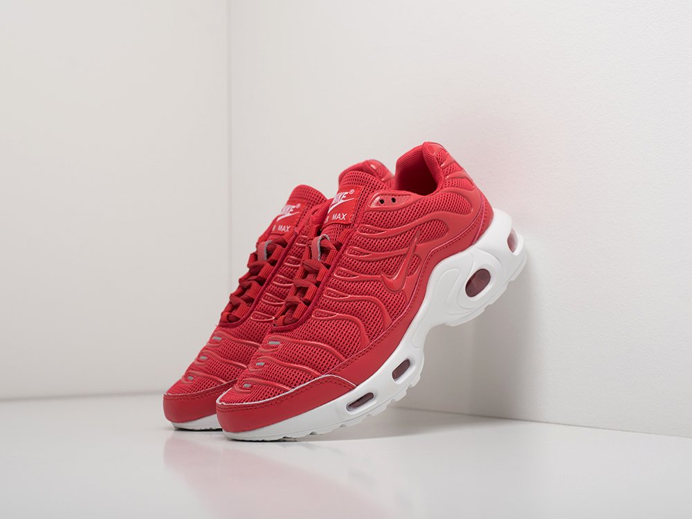 Nike air max plus in red hotsell