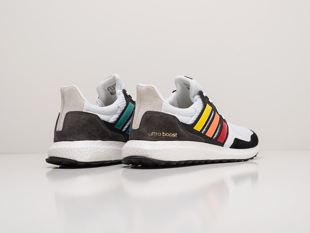 Adidas ultra boost store s and l