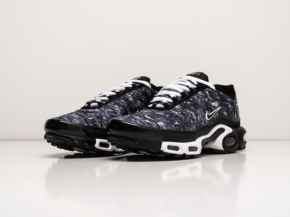 Nike air max noire hotsell et blanche