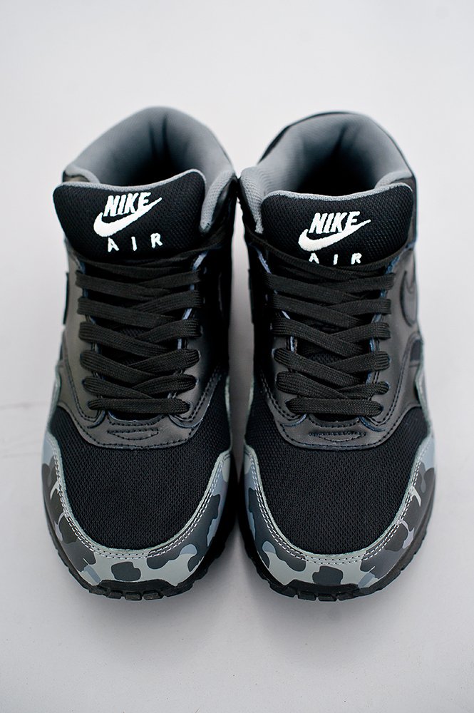 Nike air max 1 mid black camo sale