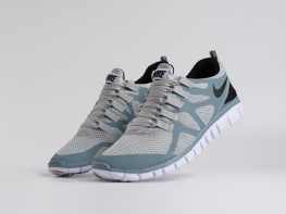 Dior × Nike Air Jordan 1 Low OG \"DIOR\" OnRunning Cloud Vista2 Ice Flame Everyday Running Shoe - E