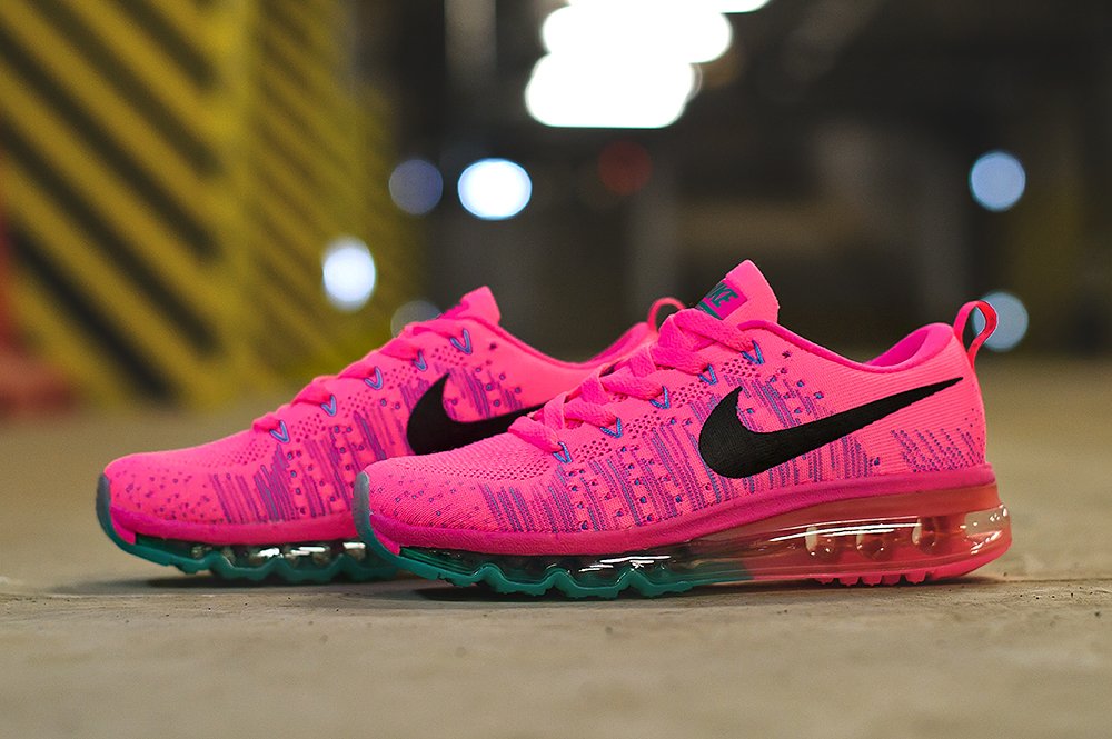 pink air max flyknit