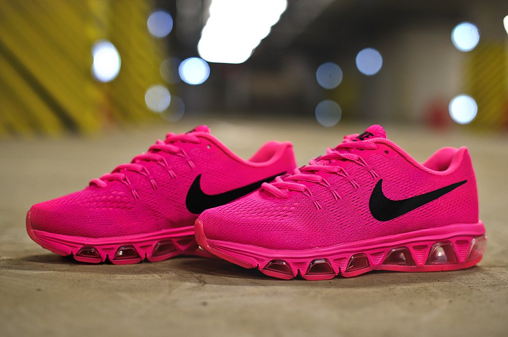 pink nike tailwind