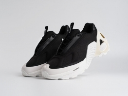 Off-white × Nike Air Vapormax \