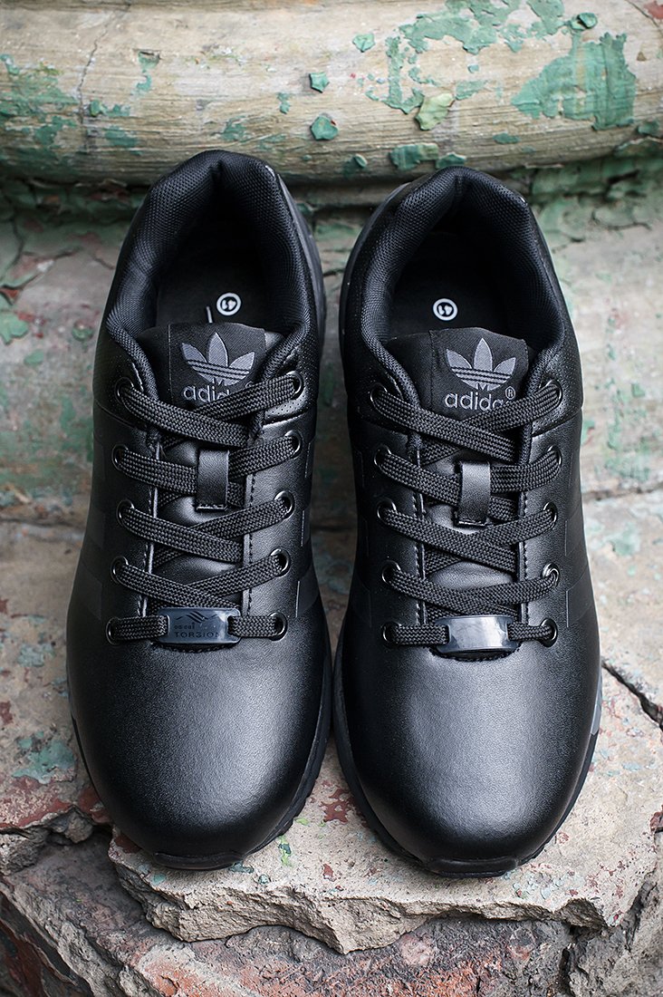 Adidas flux black size 4 on sale