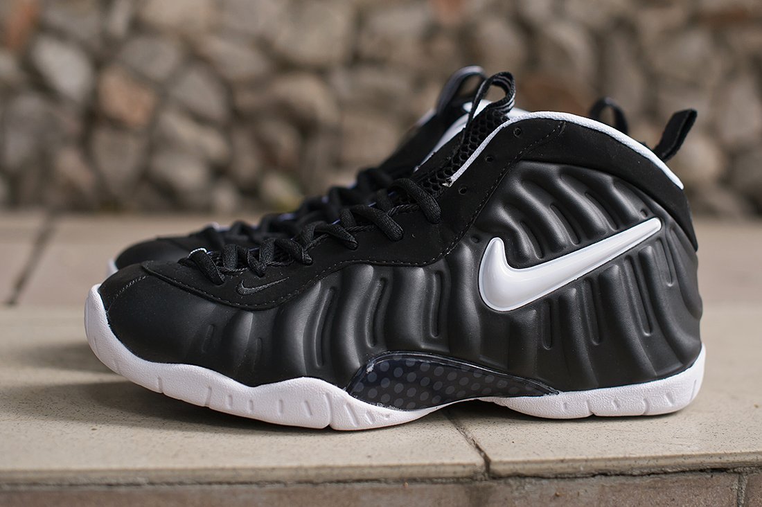 Nike foamposite hot sale pro black