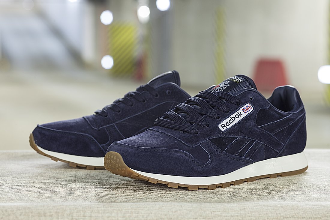 reebok classic shoes suede