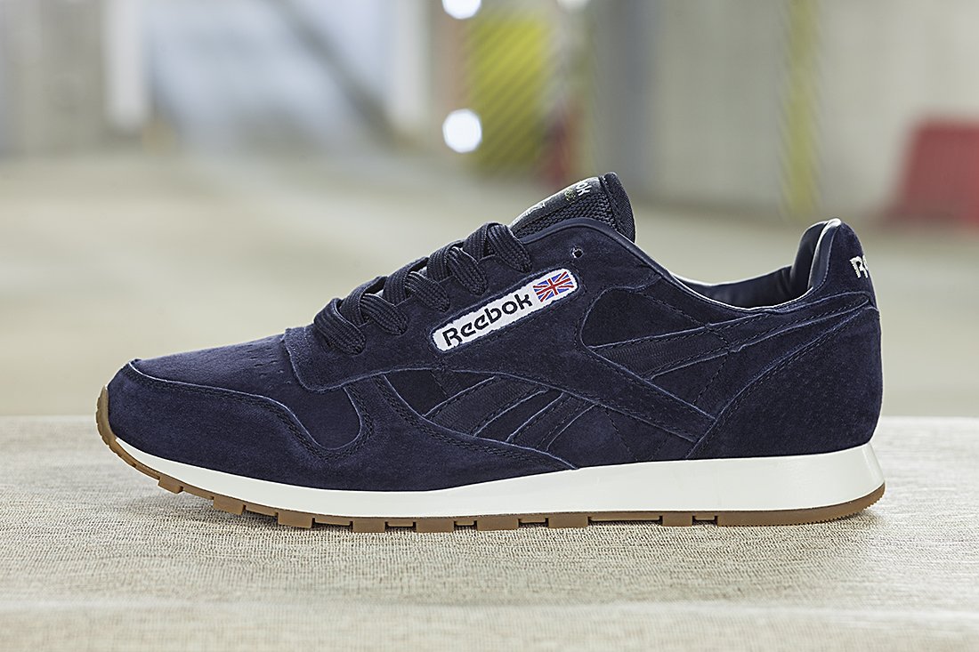 reebok classics suede