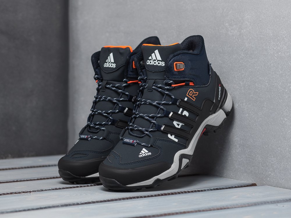 Зимние кроссовки москва. Adidas Terrex Winter. Ботинки адидас Terrex Winter. Adidas Terrex Winter Black. Зимние кроссовки adidas Terrex.