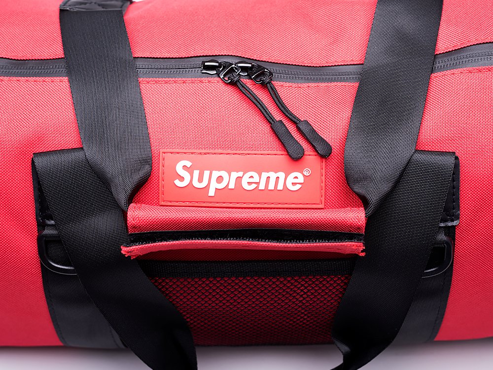 Сумка supreme. Спортивная сумка Supreme. Спортивная сумка . Supreme модель 4016. Спортивная сумка Supreme красная. Сумка Суприм черная спортивная.