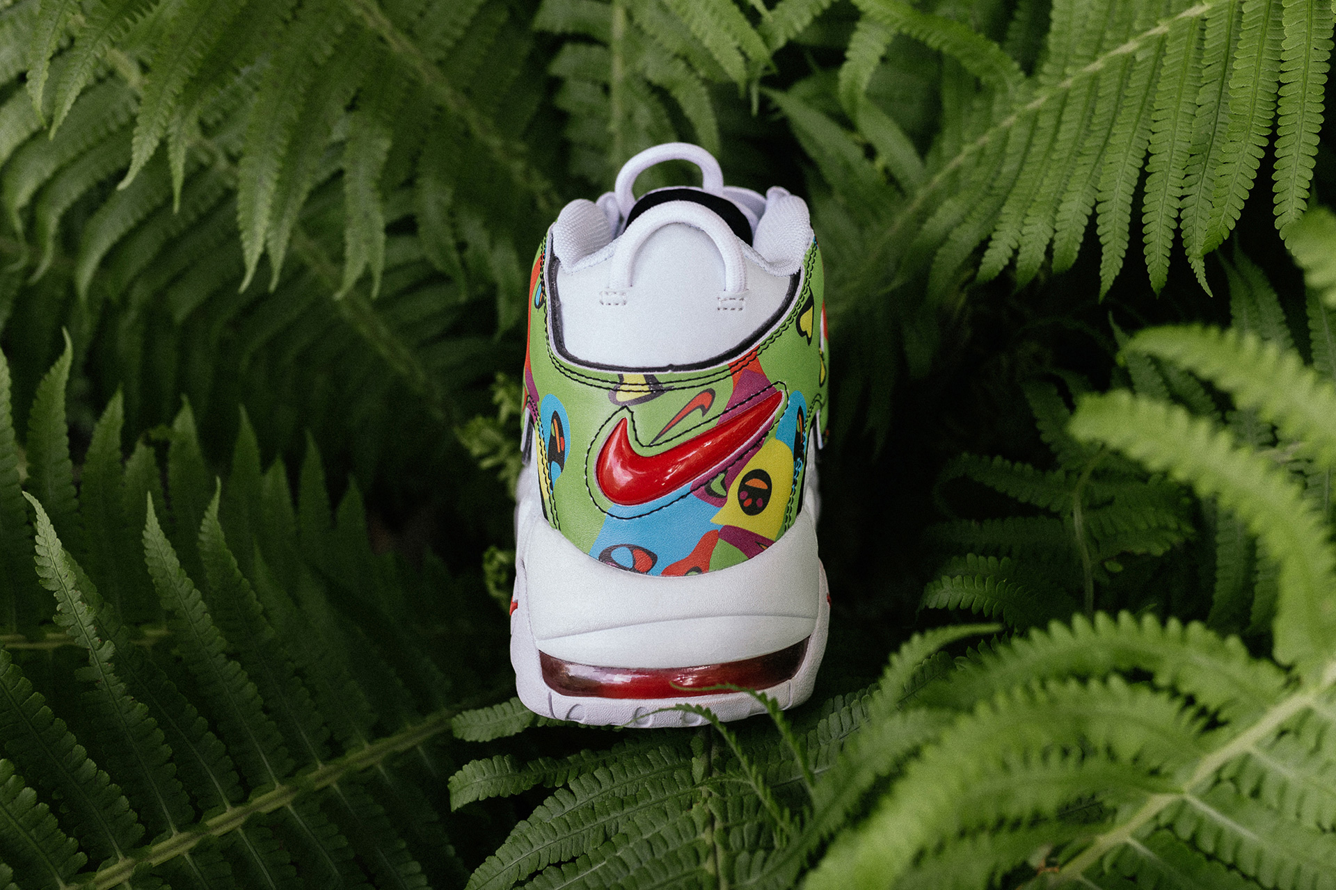NIKE AIR MORE UPTEMPO