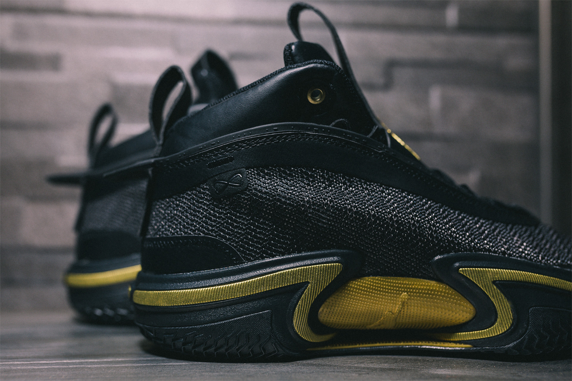 NIKE AIR JORDAN XXXVI