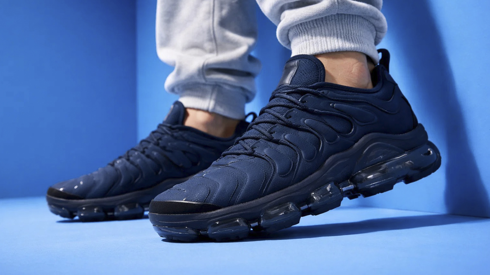 Кроссовки с необычной подошвой: Adidas, Asics, Nike