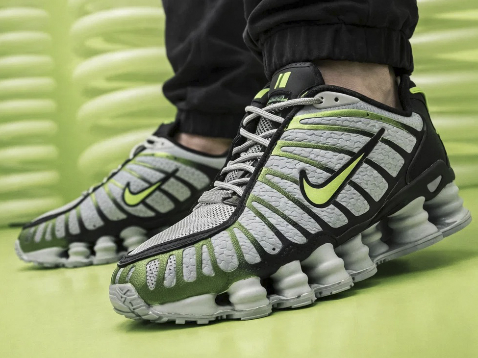 Зачем кроссовкам Nike Shox пружины в подошве