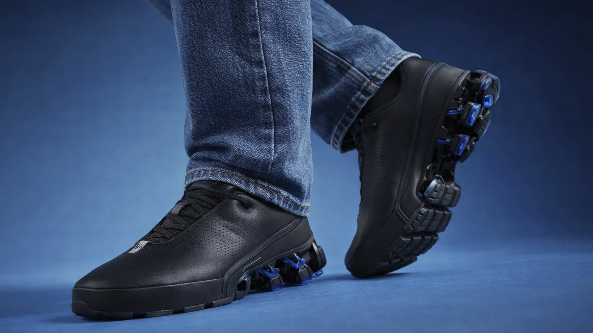 Черные кроссовки Adidas Porsche P-5000 под премиум-стиль