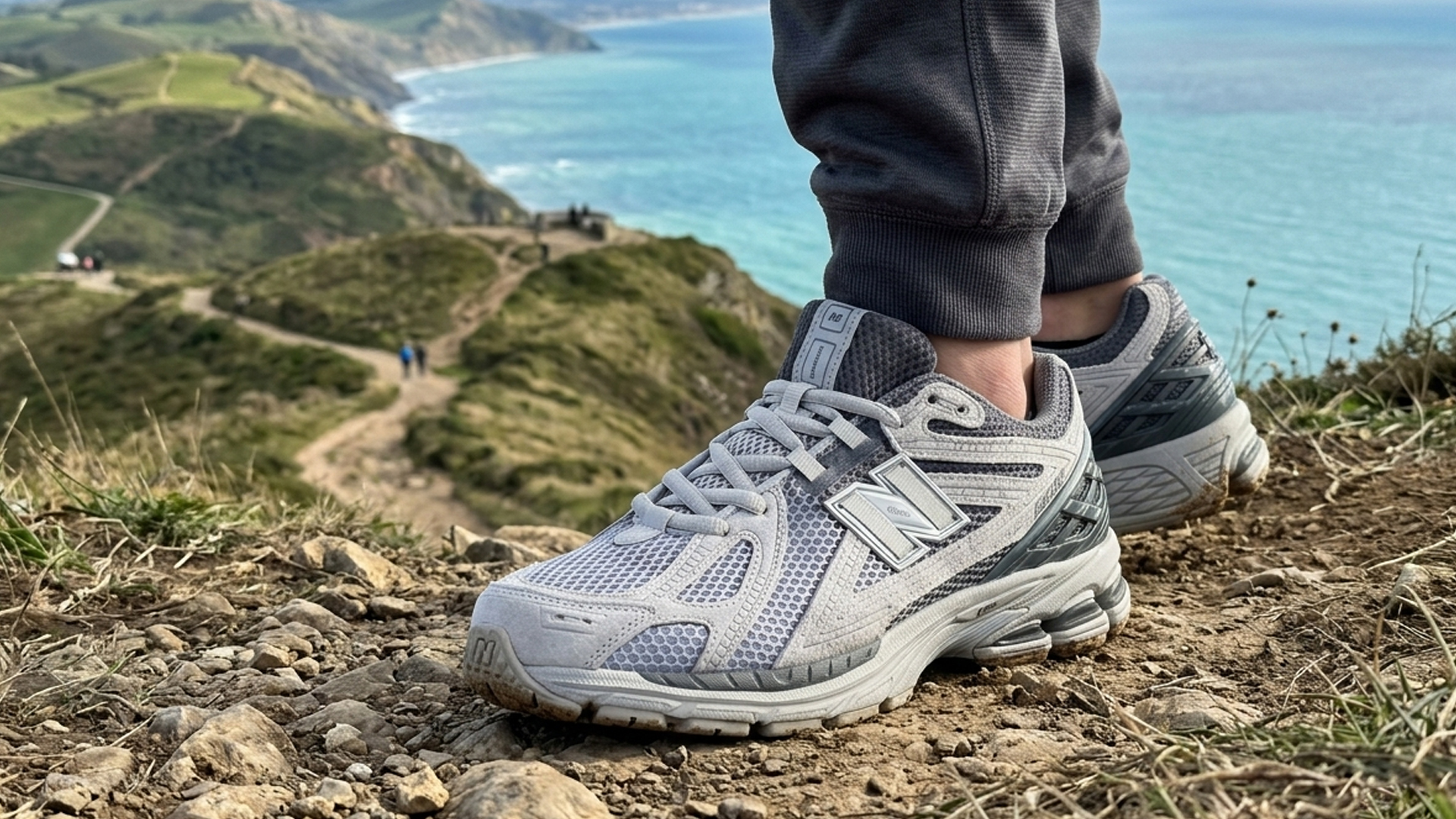 Сильные стороны кроссовок New Balance 1906R