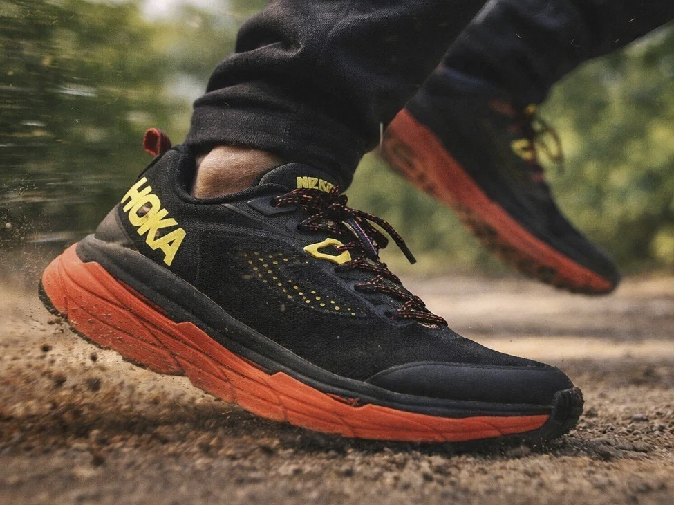 Hoka Challenger ATR 6 GTX vs обычные городские кроссовки