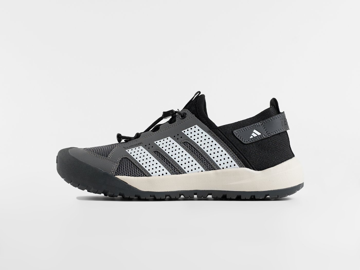 adidas daroga 25 46598 2