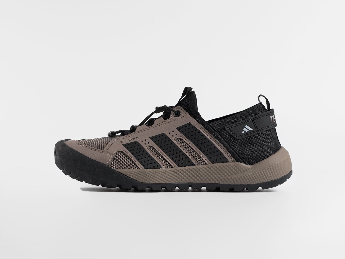 adidas daroga 25 46602 2