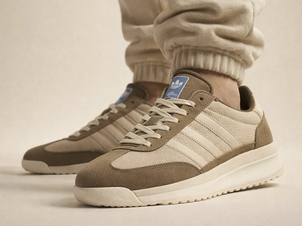 Распродажа кроссовок Адидас: более 400 пар 