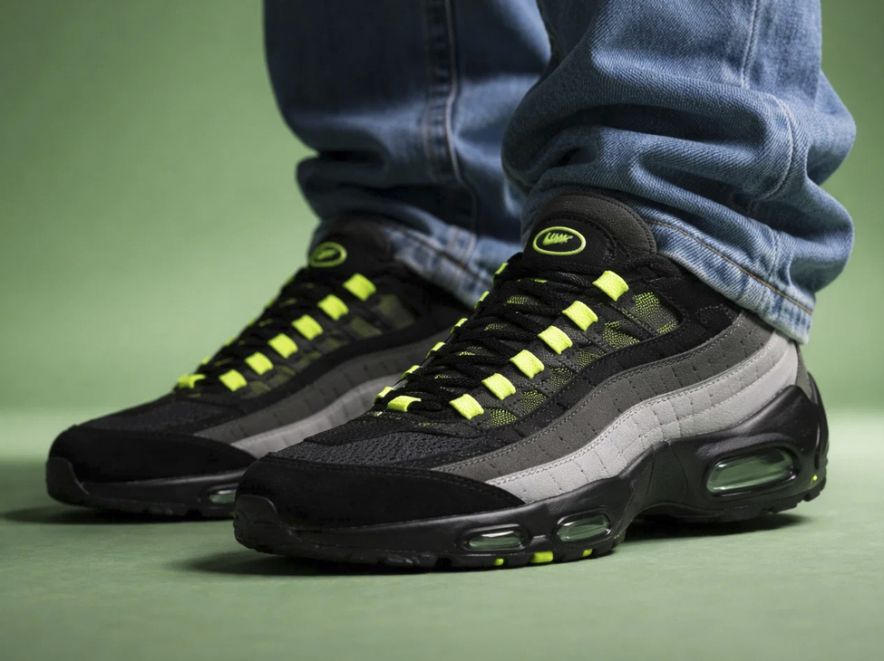 Лучшие кроссовки на весну и лето мужчине: Adidas, Nike, New Balance