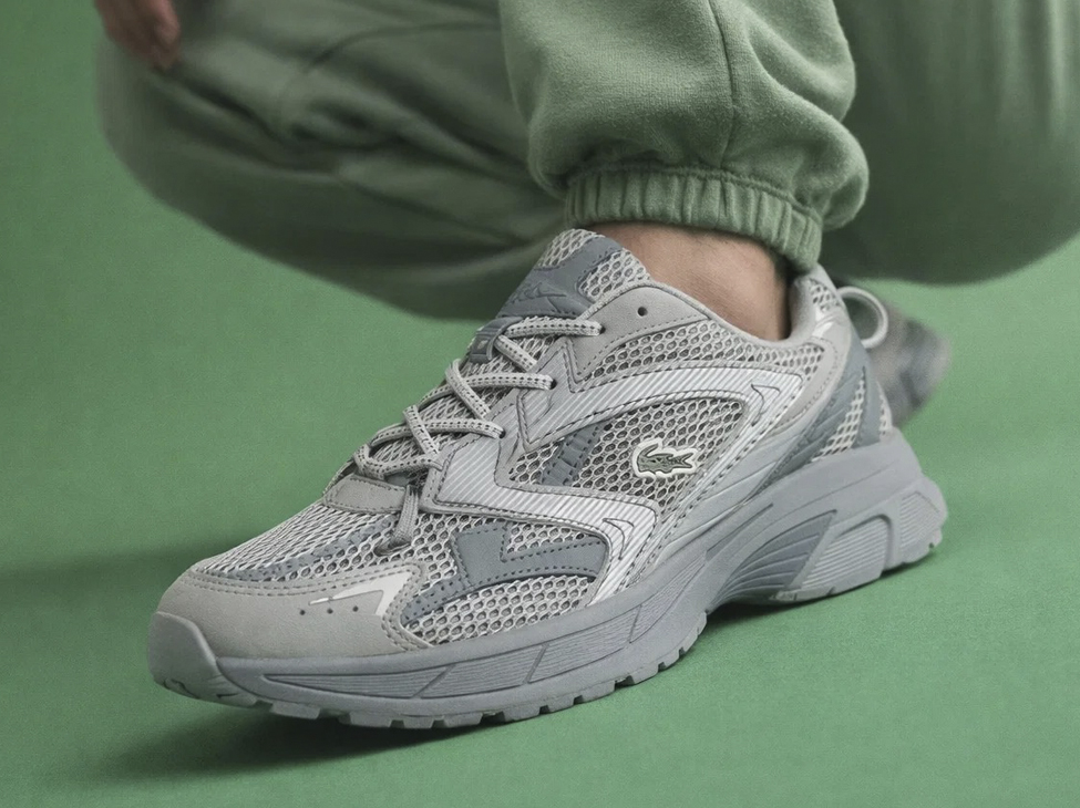 Мощные кроссовки Lacoste на каждый день