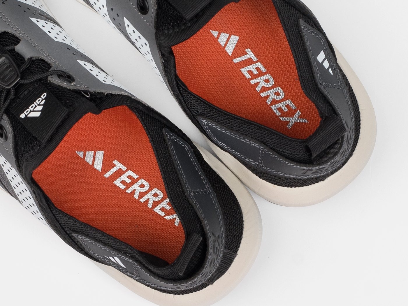 adidas daroga 25 46598 4