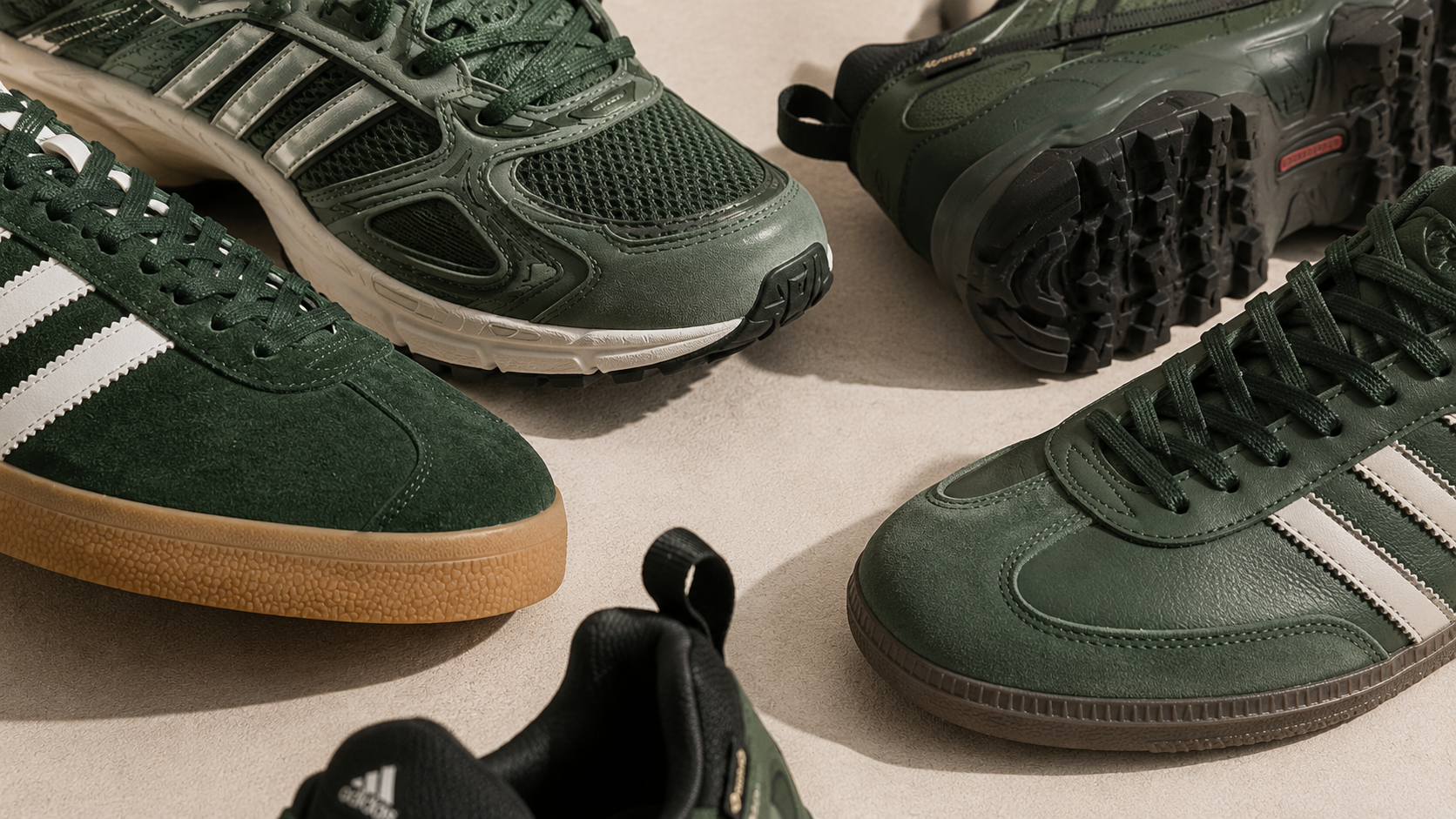 Крупный план материалов зелёных adidas — замша, текстиль, кожа и подошва