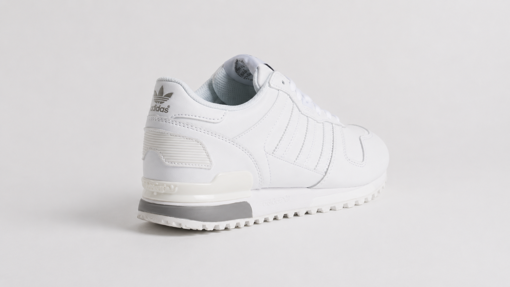 Пяточная конструкция белых adidas ZX 700 SKU 3177