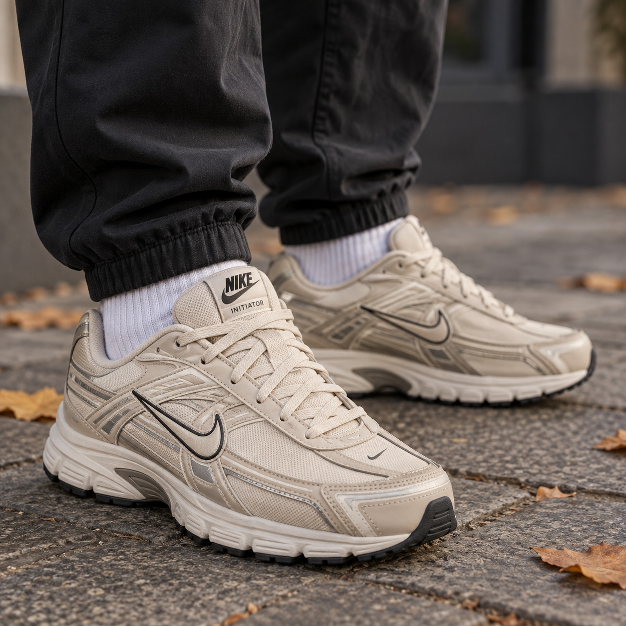 Nike Initiator — крупный план на ноге