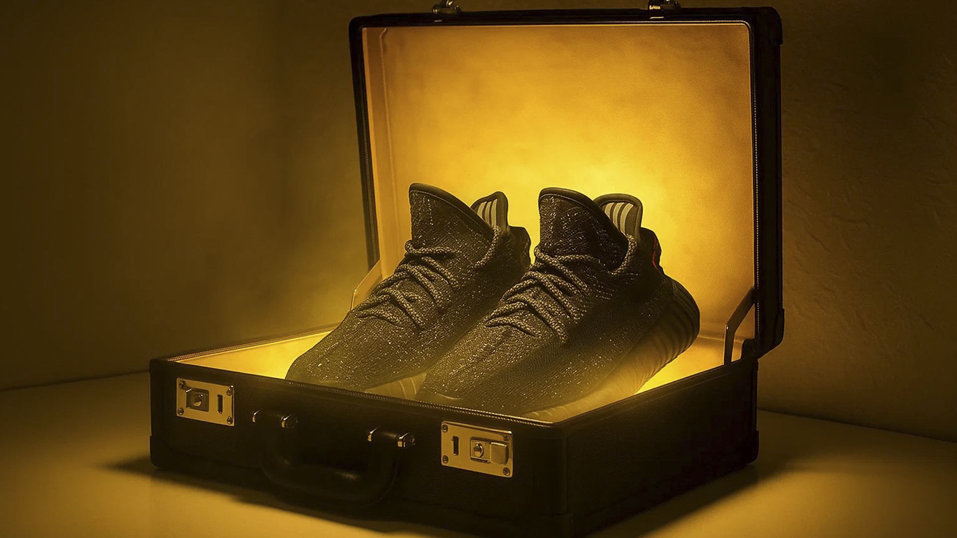 Yeezy Boost 350 V2: полный гид по культовым кроссовкам