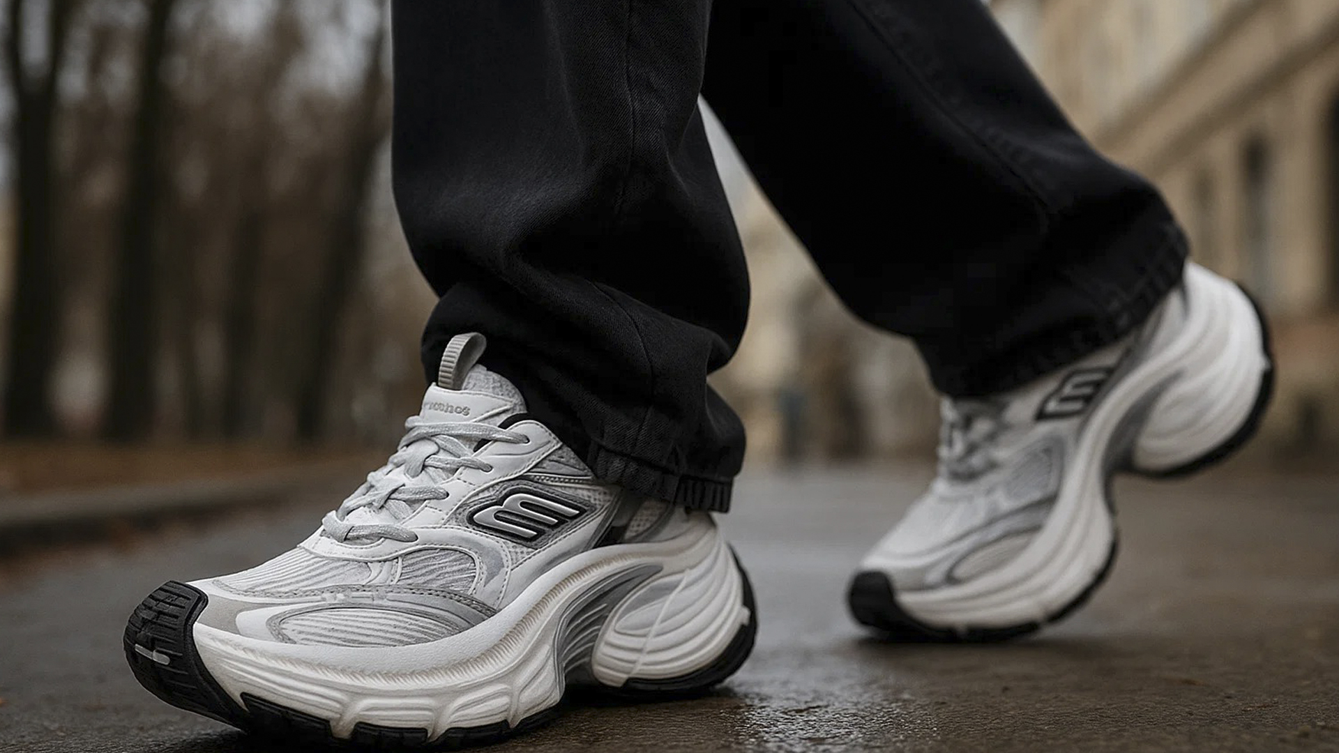 С чем парню носить Balenciaga 10XL: простой стиль с большими кроссовками