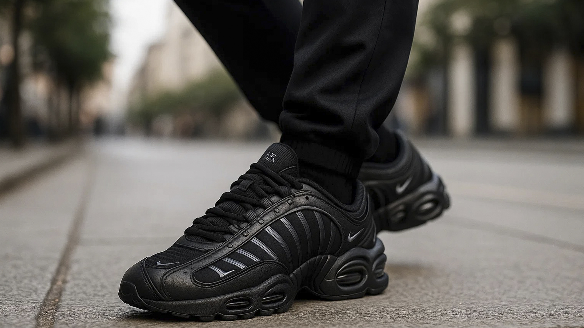 Нужны ли вам кроссовки Air Max Tailwind IV в 2026 году: тренды streetwear