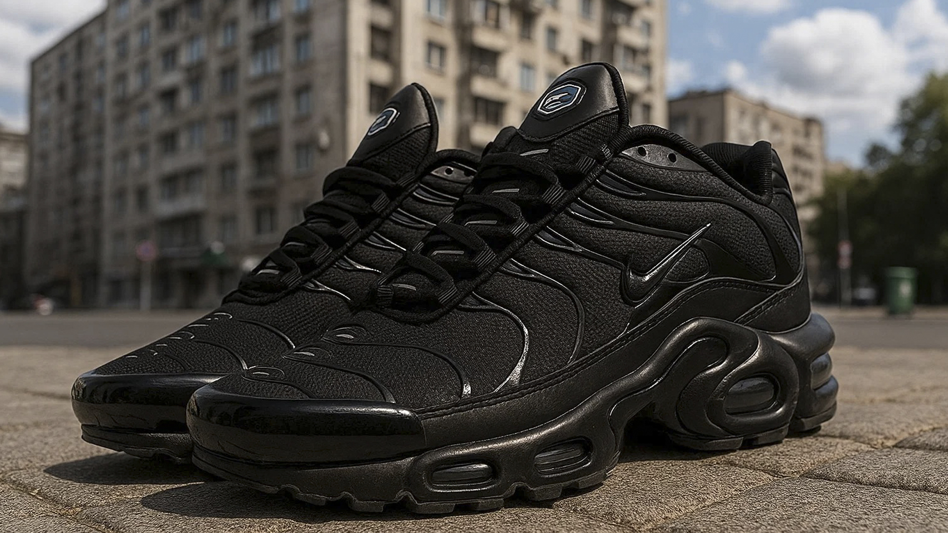 Хайповые кроссовки Nike Air Max Plus с уникальным дизайном