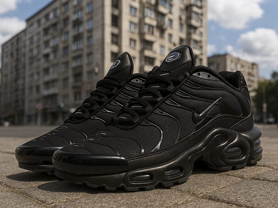 Хайповые кроссовки Nike Air Max Plus с уникальным дизайном