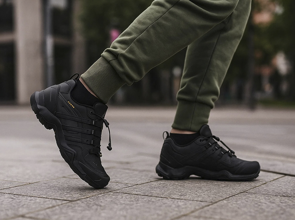 С чем носить adidas Terrex в городе: гайд по городскому outdoor-стилю